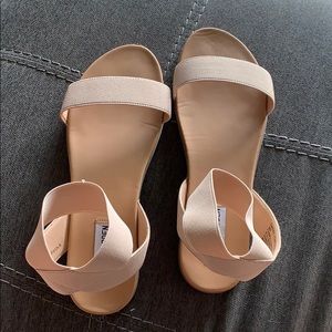 Steve Madden light pink sandal